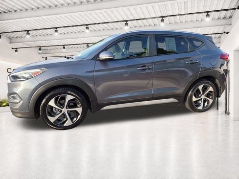 Used 2018 Hyundai Tucson Sport w/ Cargo Package FWD image 5