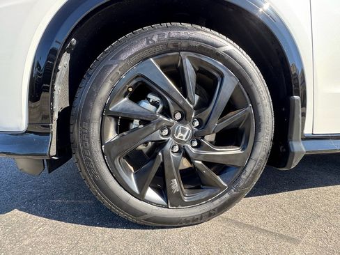 Used 2022 Honda HR-V Sport image 11