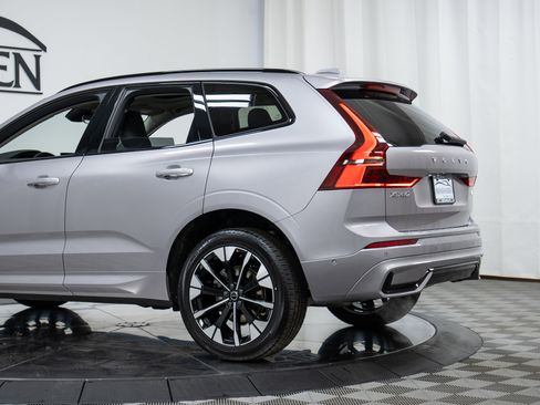 New 2026 Volvo XC60 B5 Plus w/ Protection Package Premier image 28