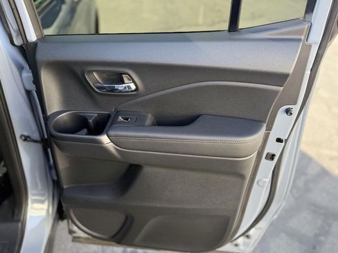 Certified 2024 Honda Ridgeline Sport image 32