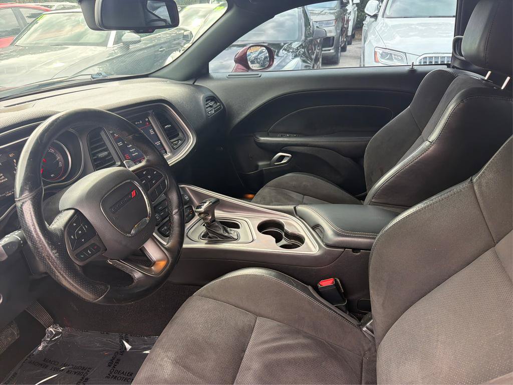 Used 2019 Dodge Challenger R/T w/ Plus Package RWD image 9