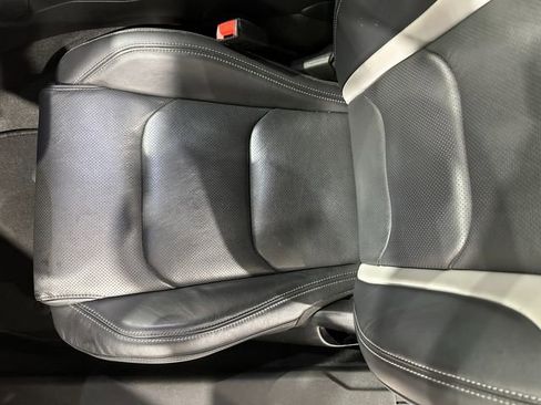 Used 2022 Chevrolet Camaro LT w/ RS Package image 17