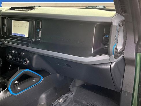 Used 2023 Ford Bronco Black Diamond image 25