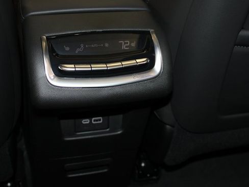 New 2025 Cadillac XT6 Premium Luxury image 10