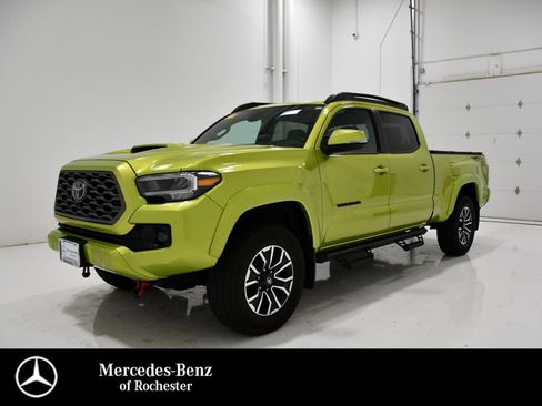 Used 2023 Toyota Tacoma TRD Sport w/ TRD Premium Sport Package AWD/4WD image 1