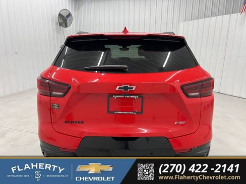 Used 2024 Chevrolet Blazer RS w/ Driver Confidence II Package FWD image 4