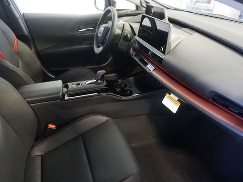 New 2026 Toyota Prius Plug-In Hybrid image 27