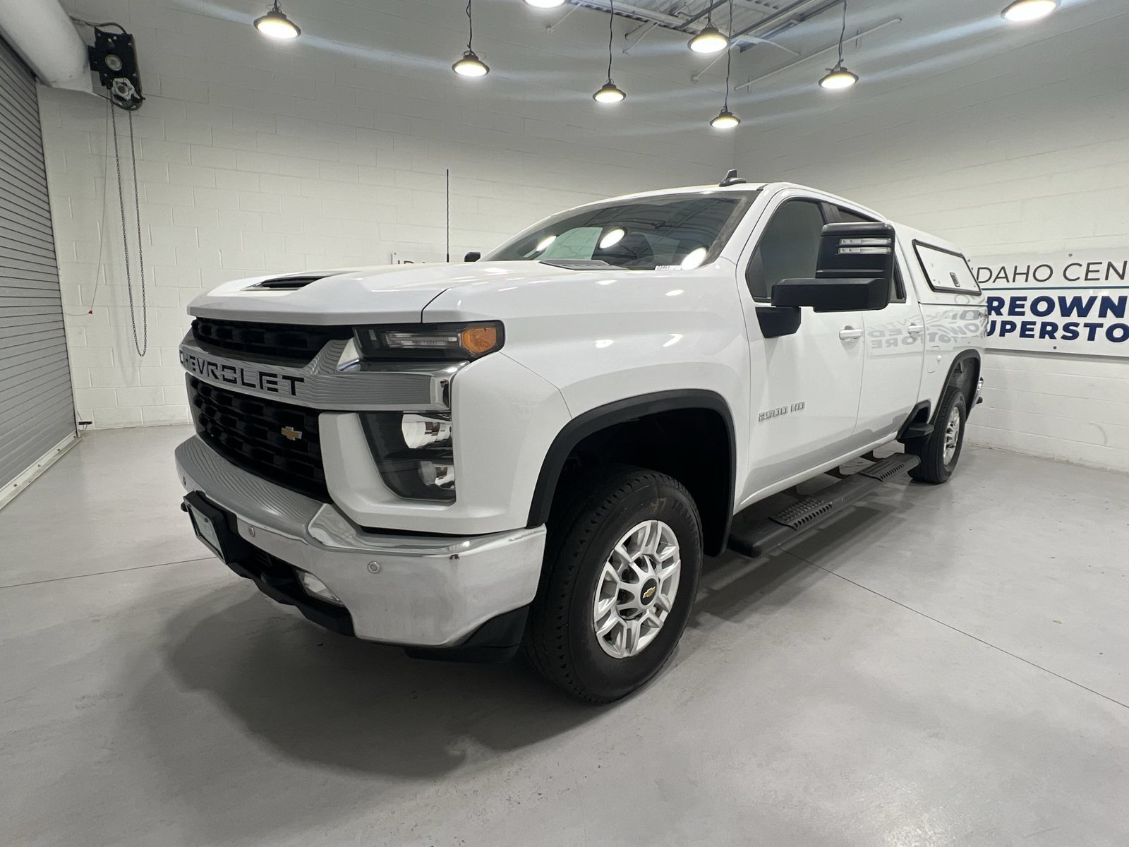 Used 2022 Chevrolet Silverado 2500 LT w/ Convenience Package AWD/4WD image 4