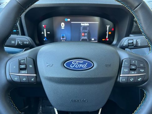 New 2025 Ford Maverick Lobo image 28