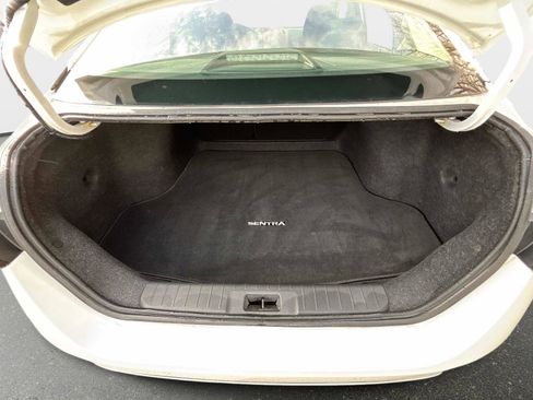 Used 2022 Nissan Sentra S image 23