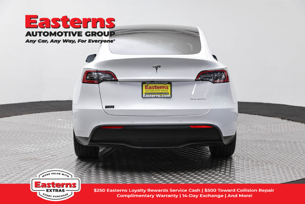 Used 2022 Tesla Model Y Long Range AWD/4WD image 6