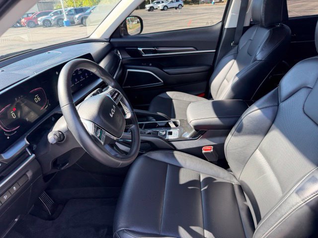 Used 2023 Kia Telluride S FWD image 17