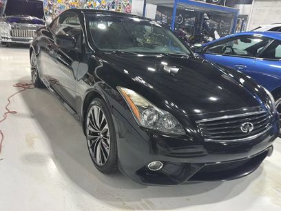Used 2013 INFINITI G37 Convertible w/ Premium Pkg
