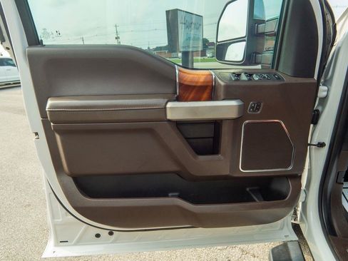 Used 2019 Ford F350 King Ranch w/ Chrome Package AWD/4WD image 16
