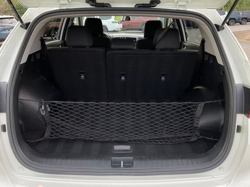 Used 2021 Kia Sportage LX FWD image 25