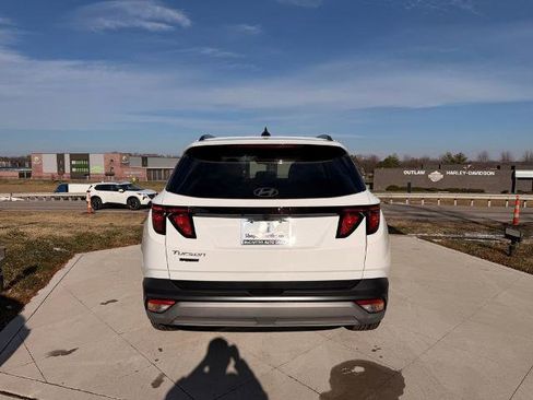 Used 2025 Hyundai Tucson SEL FWD image 4