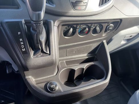 Used 2019 Ford Transit 250 130 Low Roof RWD image 15