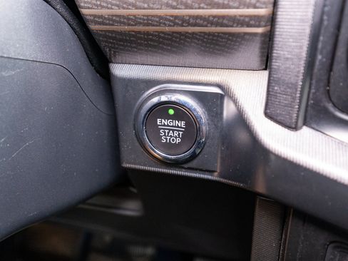 Used 2022 Ford F150 Platinum w/ Equipment Group 701A High AWD/4WD image 37