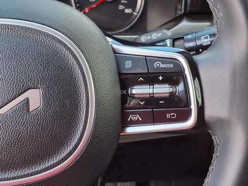 Used 2023 Kia Sorento S FWD image 23