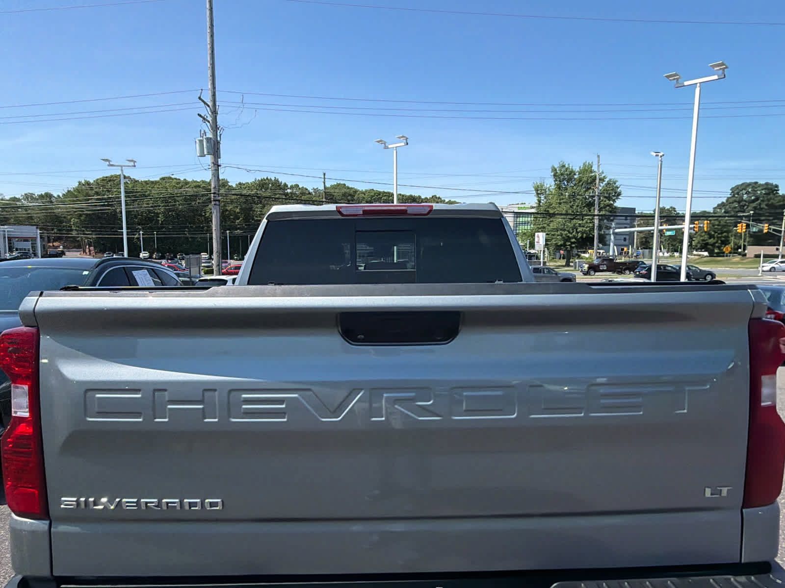 Certified 2023 Chevrolet Silverado 1500 LT w/ Z71 Off-Road Package AWD/4WD image 27