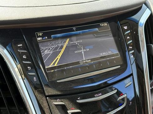 Used 2019 Cadillac Escalade Luxury AWD/4WD image 24