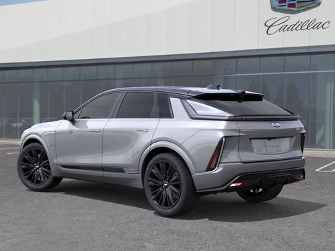 New 2026 Cadillac Lyriq V w/ LPO, Floor Liner Package AWD/4WD image 28