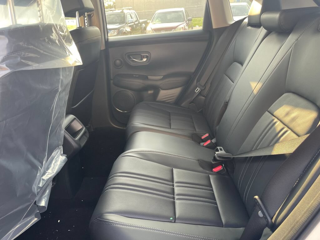 New 2027 Honda HR-V EX-L image 17