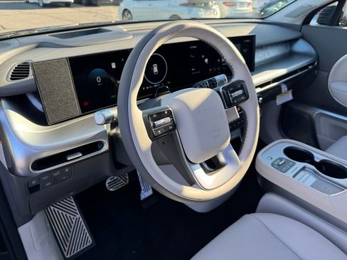 New 2026 Hyundai Ioniq 9 Calligraphy image 14