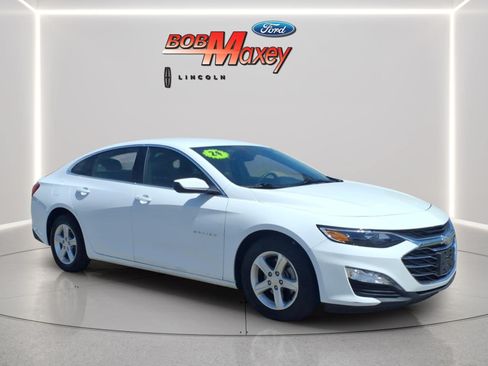 Used 2024 Chevrolet Malibu LT FWD image 3
