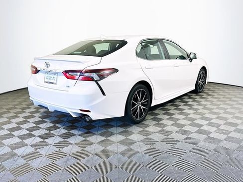 Certified 2024 Toyota Camry SE FWD image 8