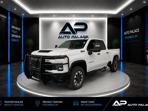 Used 2024 Chevrolet Silverado 2500 Custom w/ Custom Value Package AWD/4WD image 1