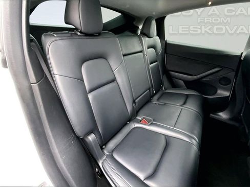 Used 2021 Tesla Model Y Long Range image 27