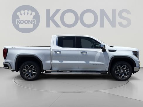New 2026 GMC Sierra 1500 SLT w/ SLT Premium Package AWD/4WD image 8