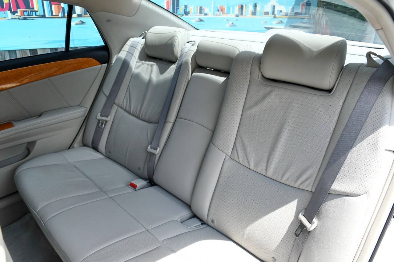 Used 2007 Toyota Avalon Touring FWD image 18