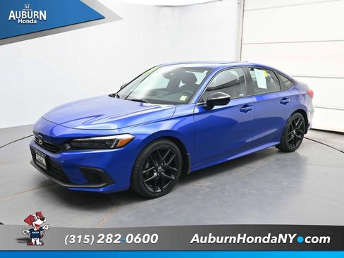 Used 2024 Honda Civic Sport image 2