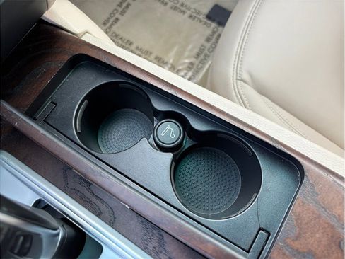 Used 2016 Maserati Ghibli S image 35