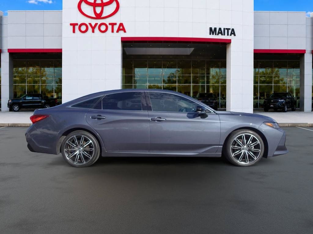 Certified 2019 Toyota Avalon Touring w/ Advanced Safety Package FWD image 2