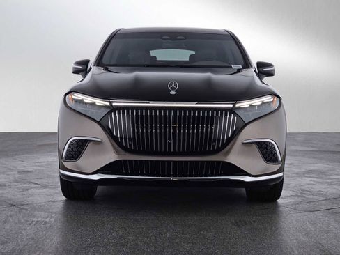 Used 2024 Mercedes-Benz Maybach EQS 680 Maybach EQS 680 image 9