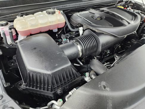 Used 2025 RAM 1500 Limited image 22