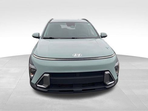 Used 2025 Hyundai Kona SEL FWD image 8