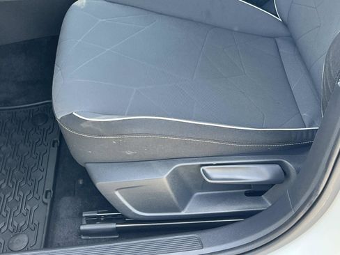 Used 2025 Volkswagen Jetta Sport FWD image 17