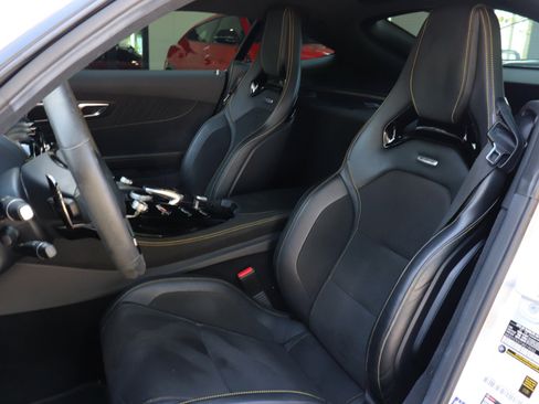 Used 2018 Mercedes-Benz AMG GT R image 15