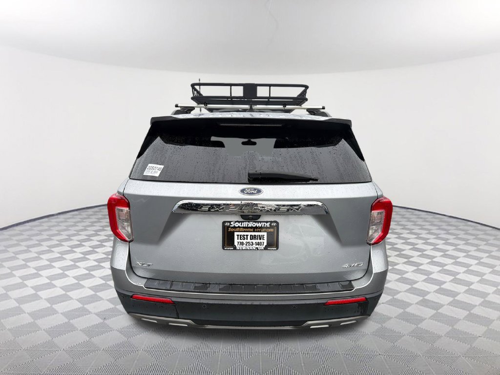 Used 2023 Ford Explorer XLT w/ Equipment Group 202A AWD/4WD image 6