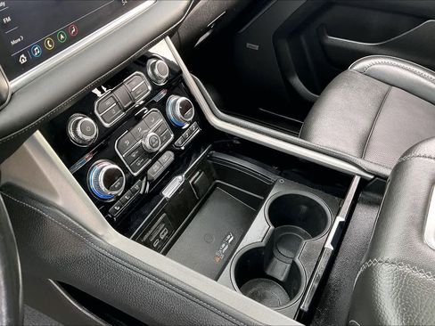 Certified 2021 GMC Yukon Denali w/ Denali Ultimate Package image 16