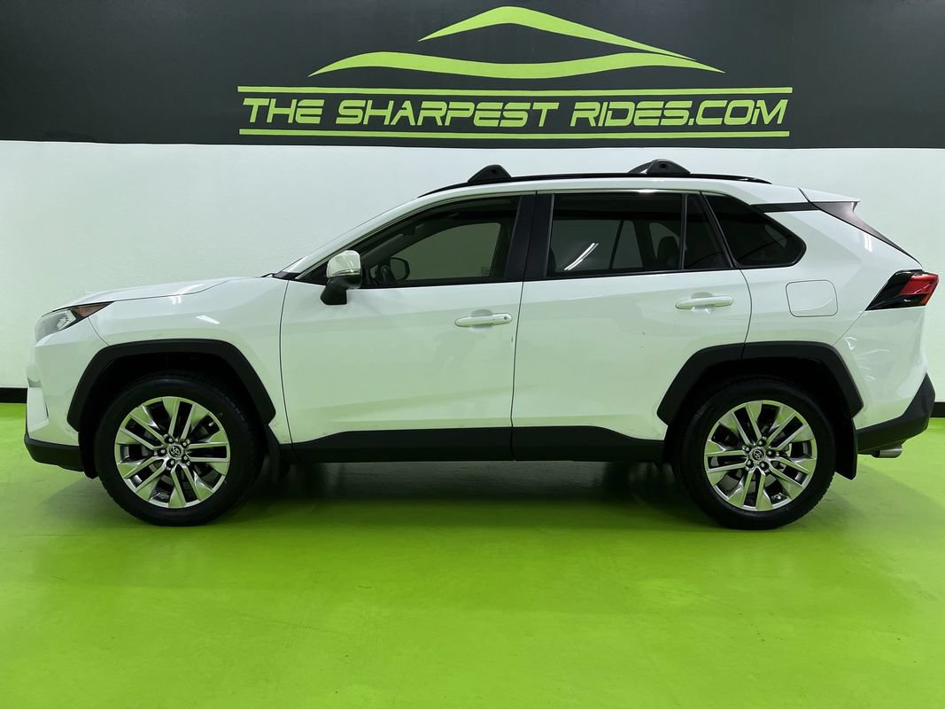 Used 2019 Toyota RAV4 XLE Premium AWD/4WD image 6