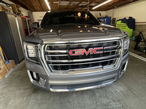 Used 2022 GMC Yukon SLT w/ SLT Premium Package AWD/4WD image 13