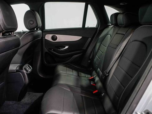 Certified 2022 Mercedes-Benz GLC 300 image 17