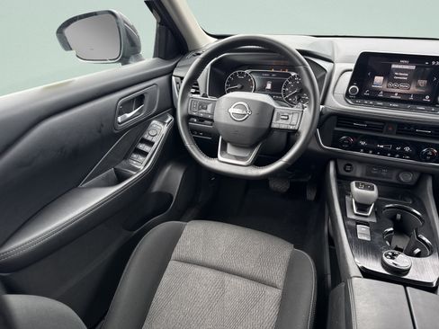 Used 2026 Nissan Rogue SV AWD/4WD image 22