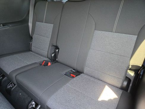 New 2026 GMC Acadia Elevation image 13