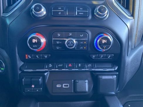 Used 2021 GMC Sierra 1500 AT4 image 48